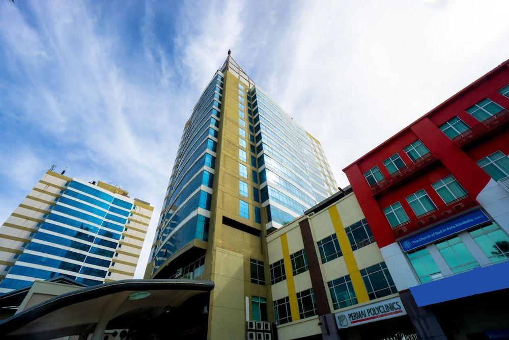 Grand Borneo Hotel Kota Kinabalu Exterior photo