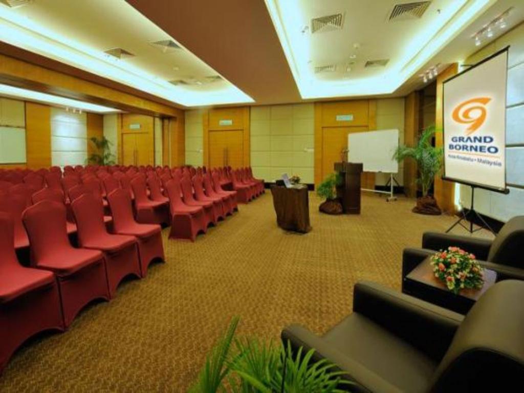 Grand Borneo Hotel Kota Kinabalu Exterior photo